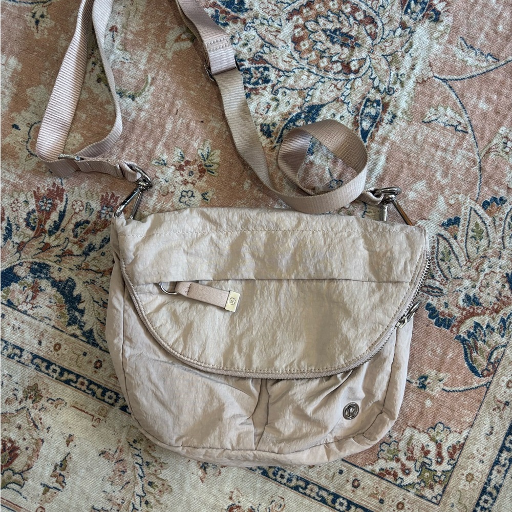 Lululemon Athletica Carnival Cream Crossbody Bag with Adjustable Strap